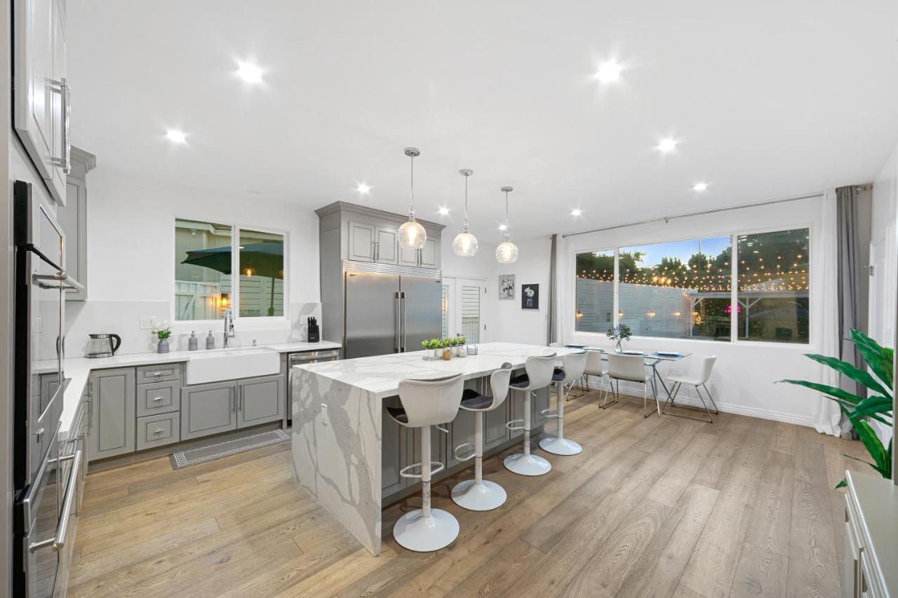 Studio City Contemporary Villa With Pool Sleeps 10 Los Angeles Exteriör bild