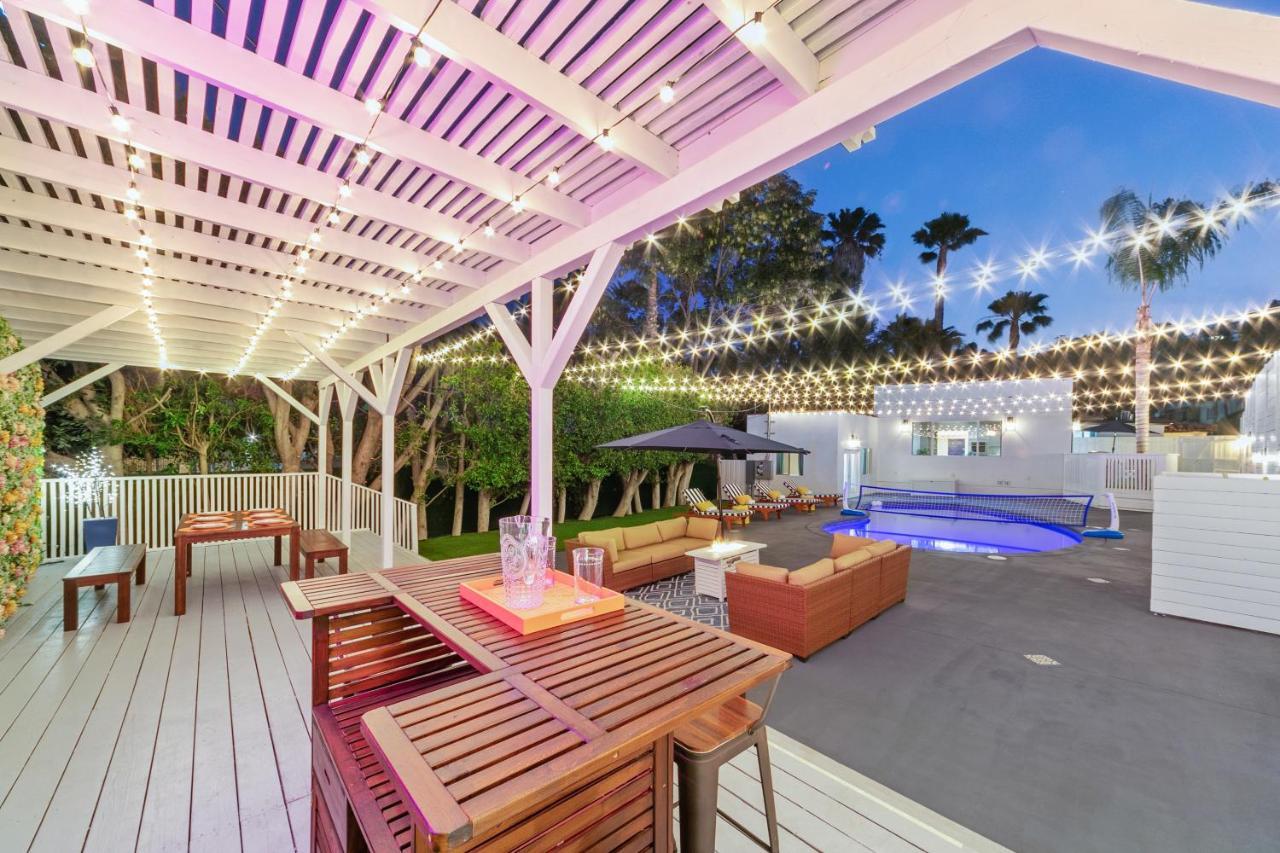 Studio City Contemporary Villa With Pool Sleeps 10 Los Angeles Exteriör bild